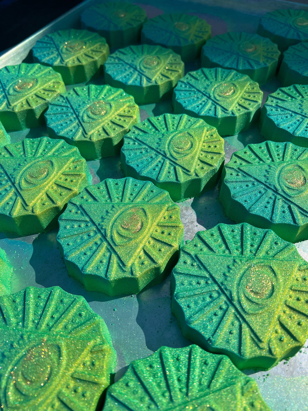 ALL SEEING EYE - Crystal Surprise Bath Bombs