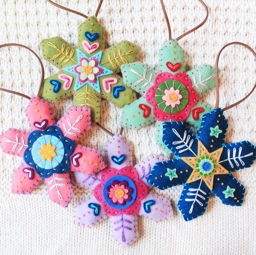 Snowflake Ornaments Kit