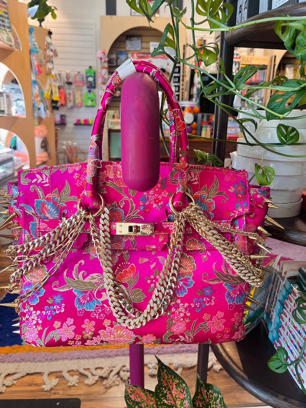 Cece Spike Tote - Magenta
