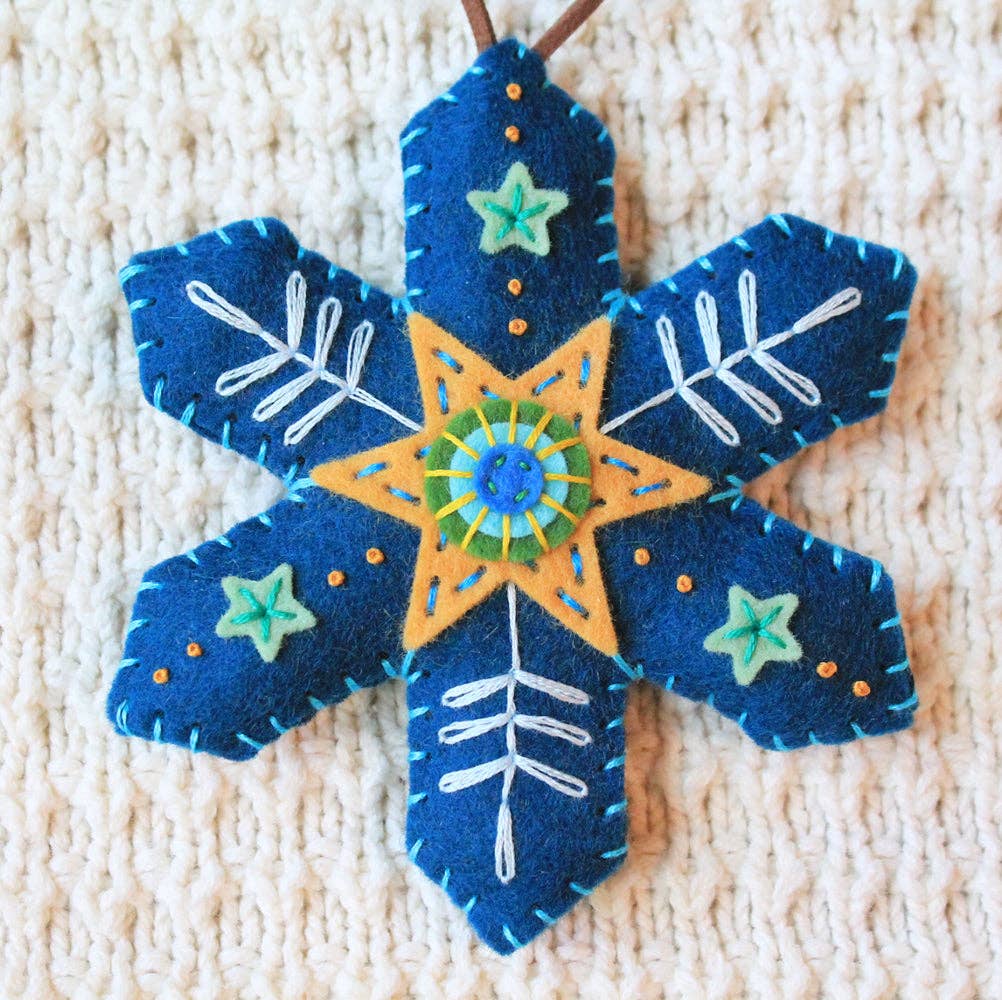 Snowflake Ornaments Kit